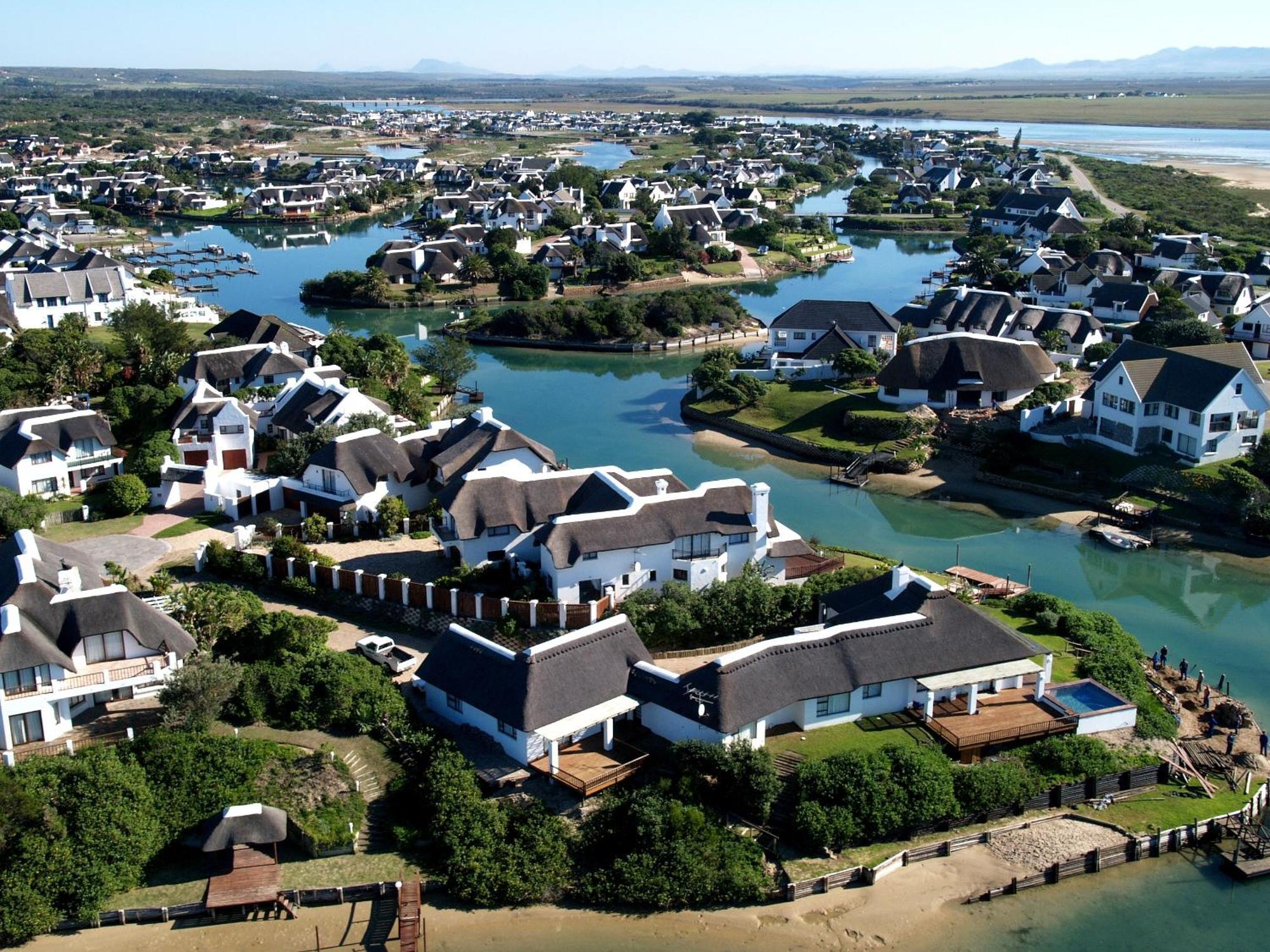 Sandals Guest House St. Francis Bay Exterior photo
