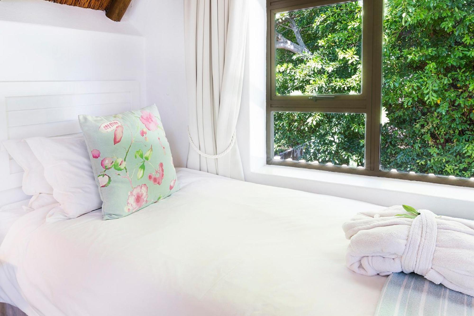 Sandals Guest House St. Francis Bay Room photo